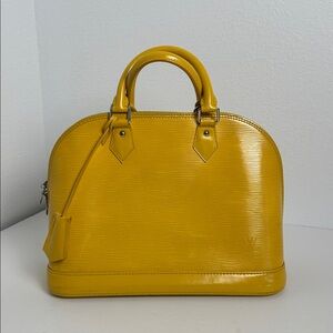 💯Authentic Louis Vuitton Alma Epi Leather – Yellow🍀